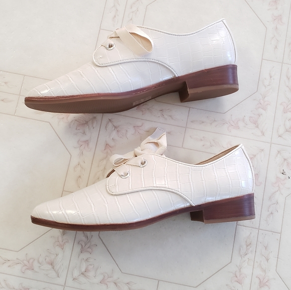 NWT Aldo Oxford shoes Womens 8.5 Crocodile Skin Flex Comfort Technology - Picture 2 of 16